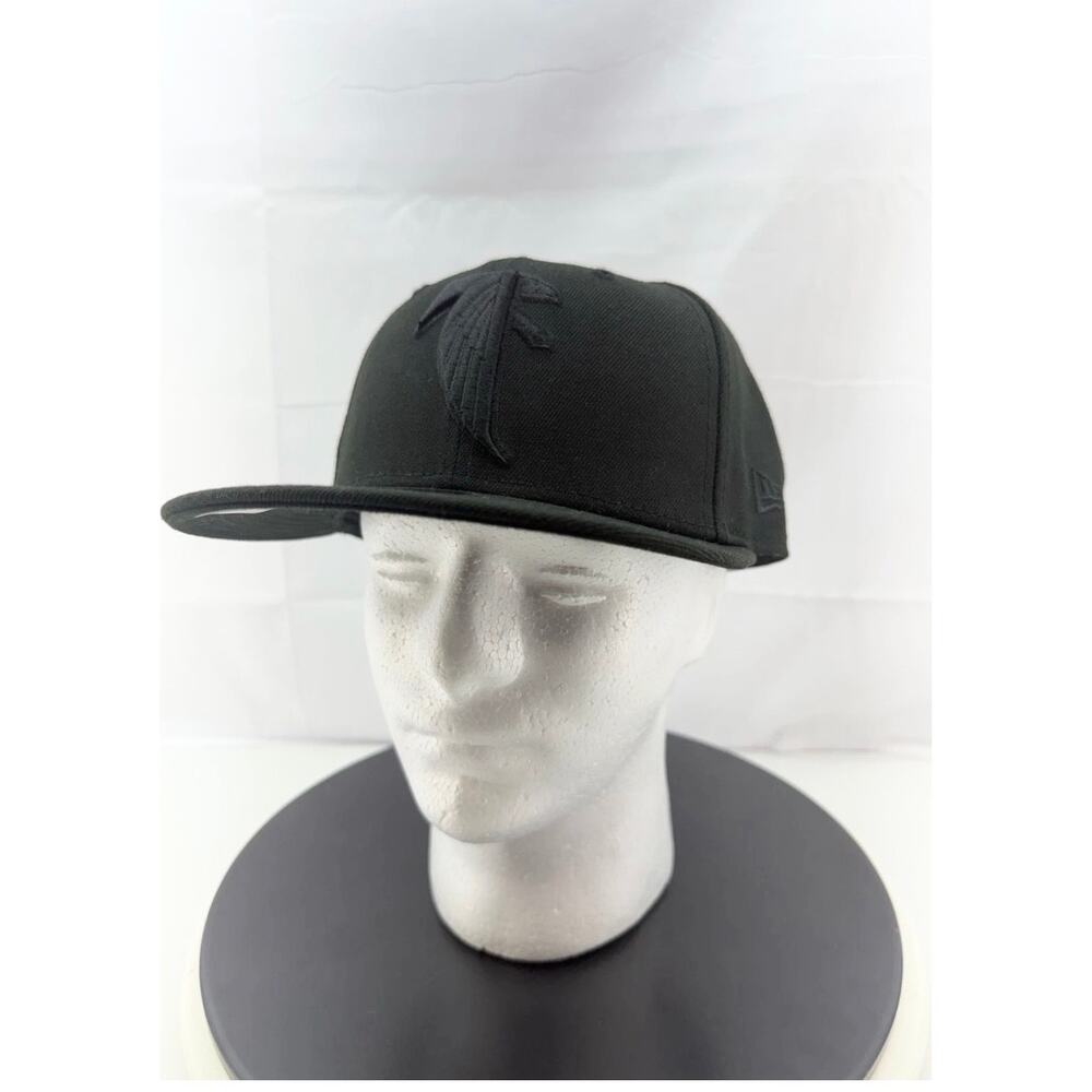 New Era Atlanta Falcons Black‎ On Black 59FIFTY Alternate Logo Fitted Hat 7 3/8